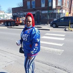 Meet your Posher, Latasha